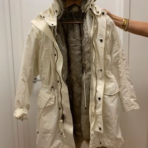 Hooded Parka with faux fur removable lining